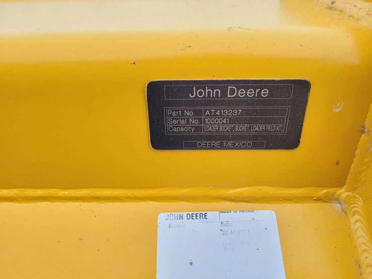 john-deere-244-image-23