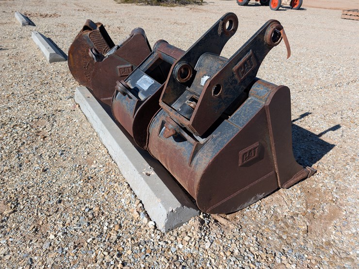 #3278-•-backhoe-buckets-image-2