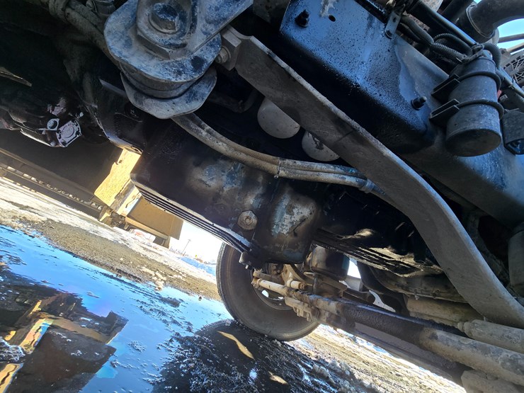 2012-freightliner-coronado-132-image-54