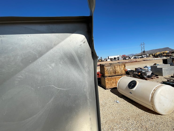 #3190-•-tilt-kettle-image-12