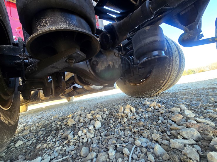 2014-freightliner-cascadia-125-image-80