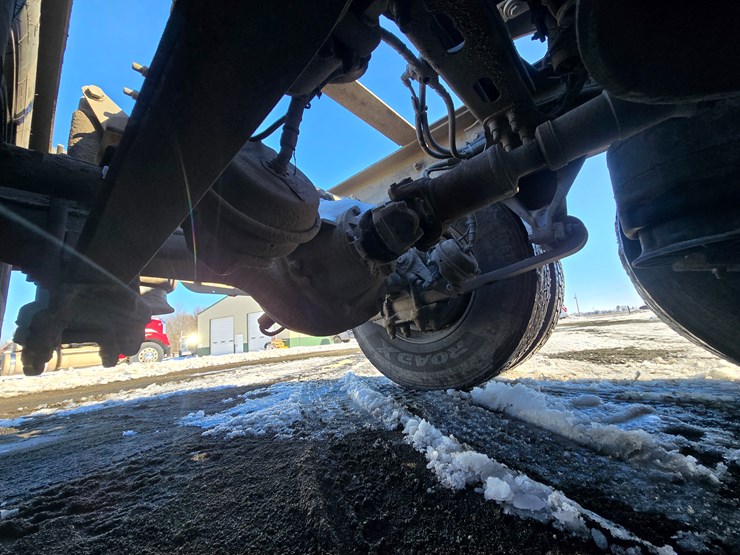 2012-freightliner-coronado-132-image-93