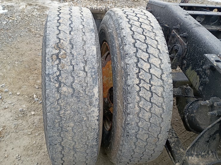 2011-international-transtar-8600-image-90