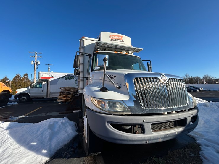 2010-international-durastar-4300-image-20