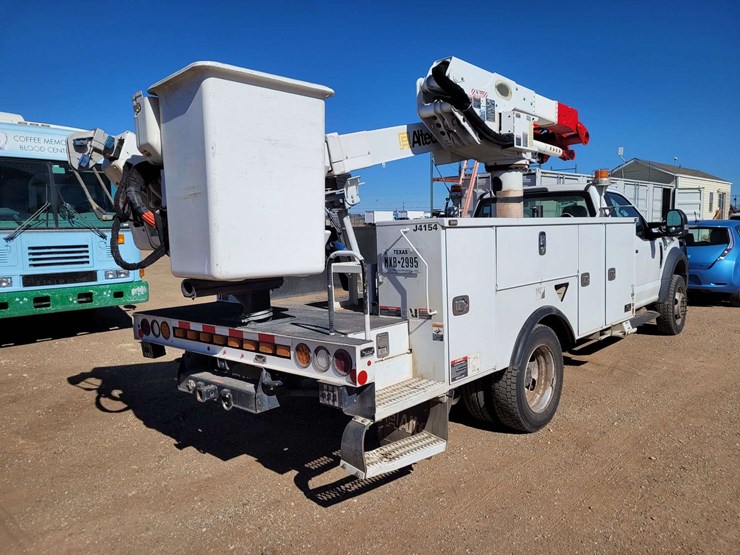 2019-ford-f550-image-9