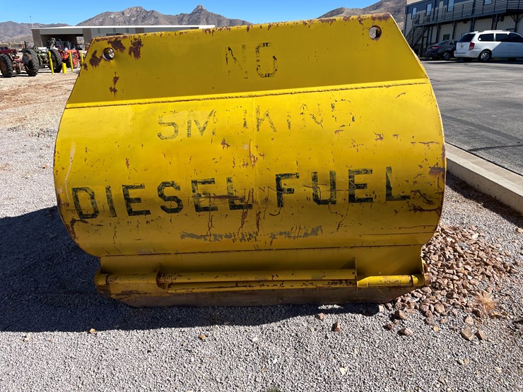 #3293-•-fuel-tank-image-5