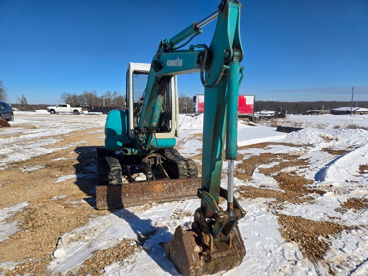 komatsu-pc40-image-26