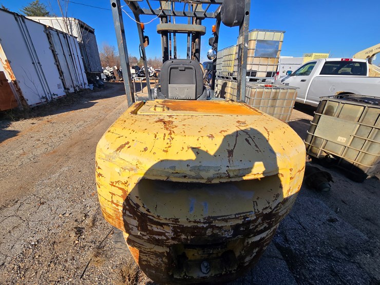 komatsu-fd45t-8-image-8