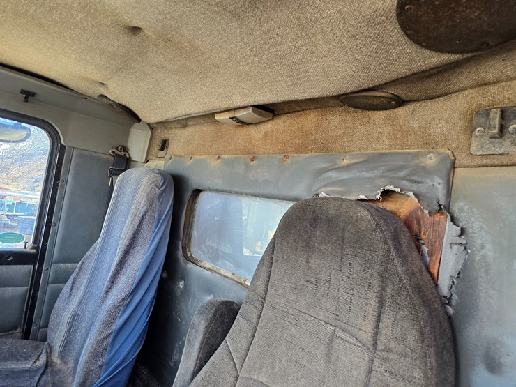 kenworth-t800-image-29