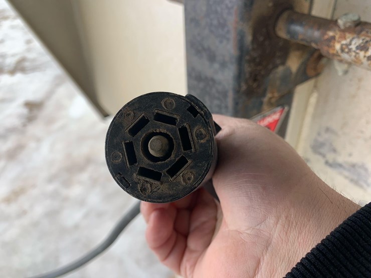 2003-exiss-sport-horse-trailer-image-26