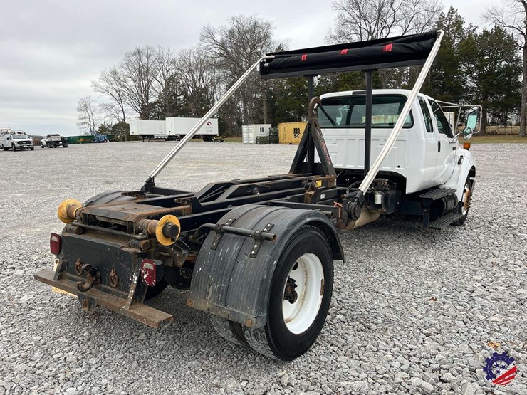 2004-ford-f650-image-30