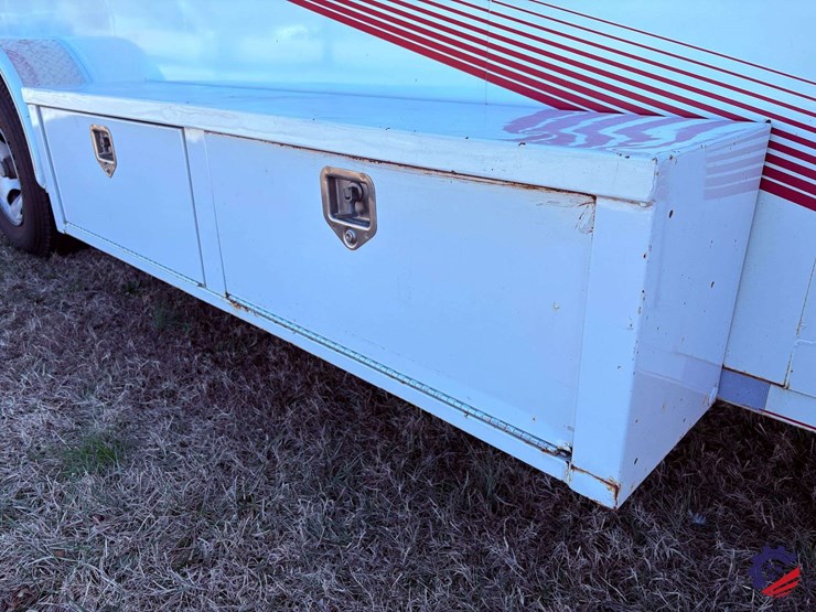 2007-delta-t/a-enclosed-gooseneck-trailer-image-19