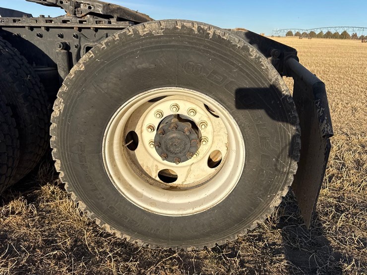 1999-international-60-image-44