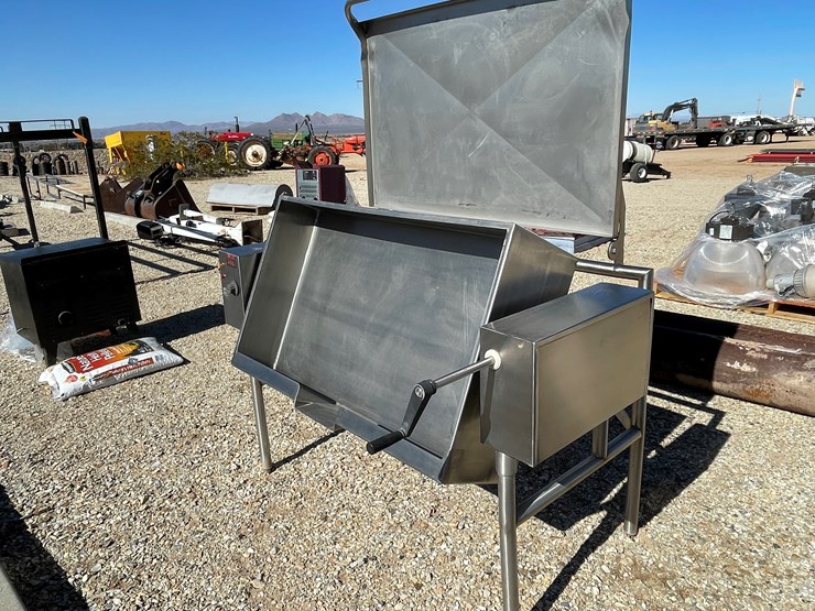 #3190-•-tilt-kettle-image-13