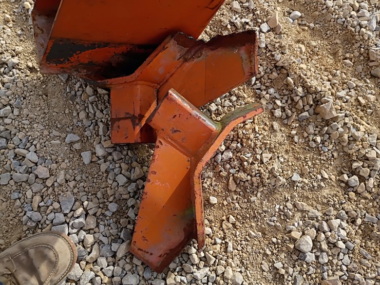 massey-ferguson-246-image-23