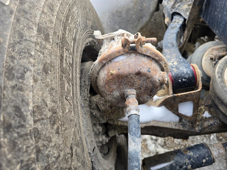 2012-caterpillar-660-image-55