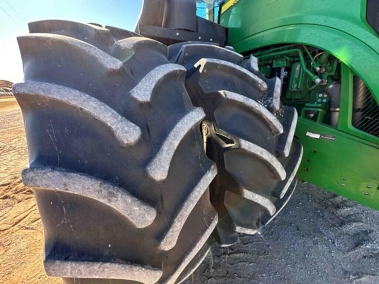 2014-john-deere-9460r-image-26