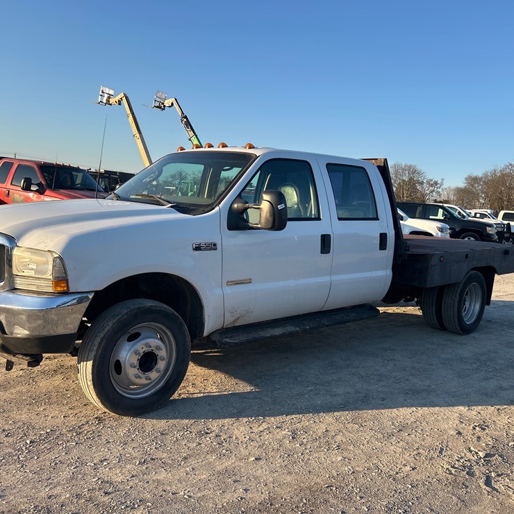 2003 FORD F550