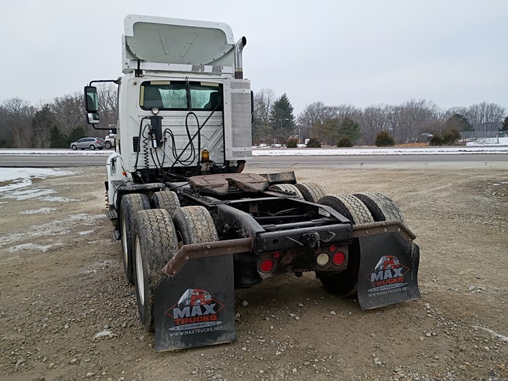 2011-international-transtar-8600-image-6