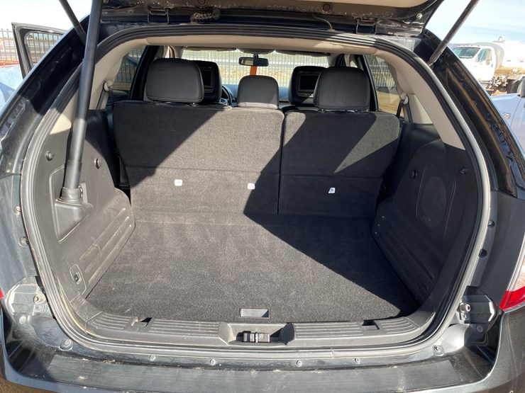 2013-ford-edge-image-11