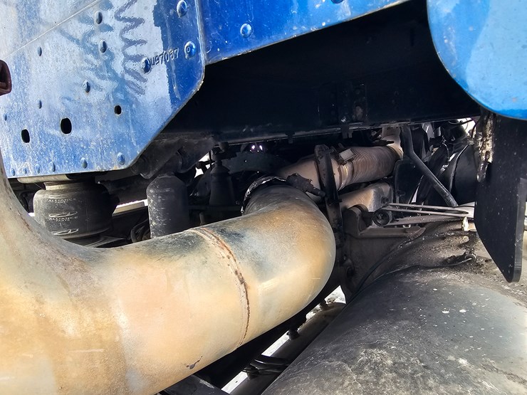 2007-freightliner-columbia-120-image-90