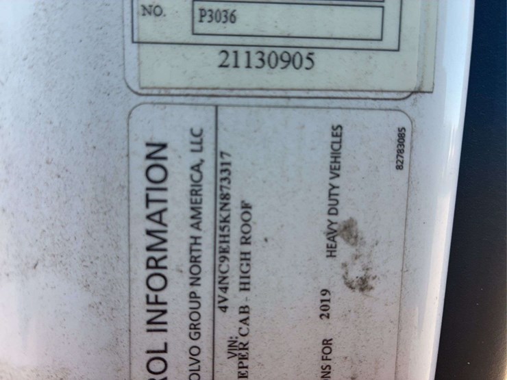 2019-volvo-volvo-vnl-tandem-axle-dual-conventional-new-generation-tractor-truck-image-72