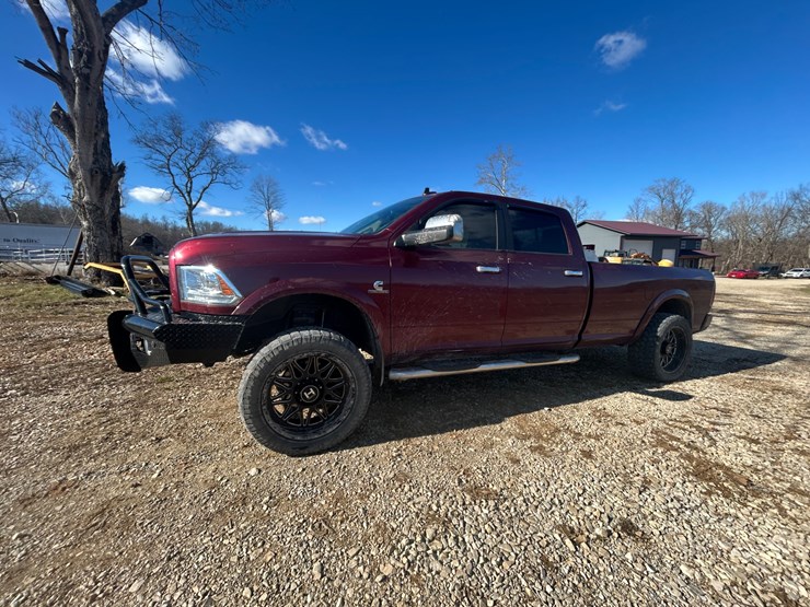 2018-dodge-3500-image-5