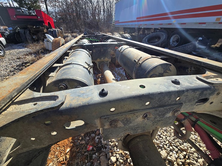 2005-caterpillar-c9-image-71