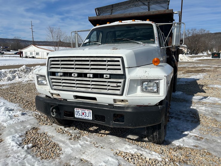 1984-ford-f700-image-25