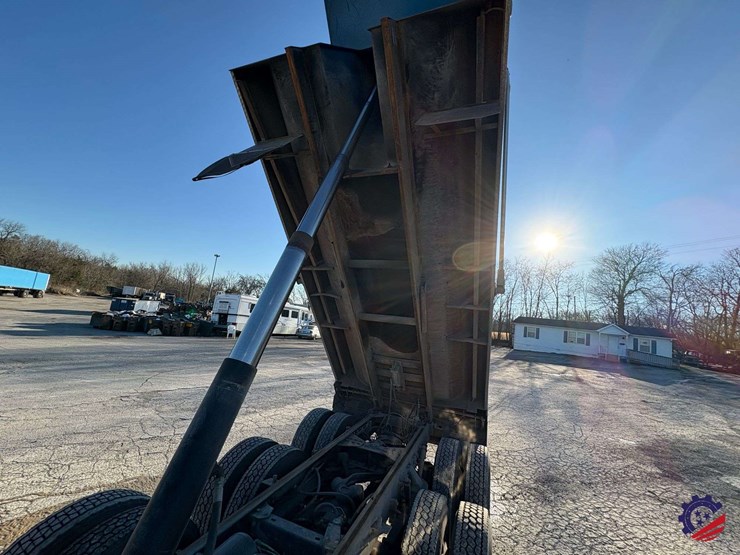 2020-kenworth-t880-image-76