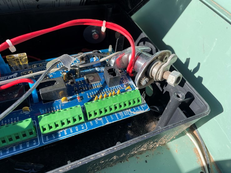 #3127-•-electrical-box-image-9