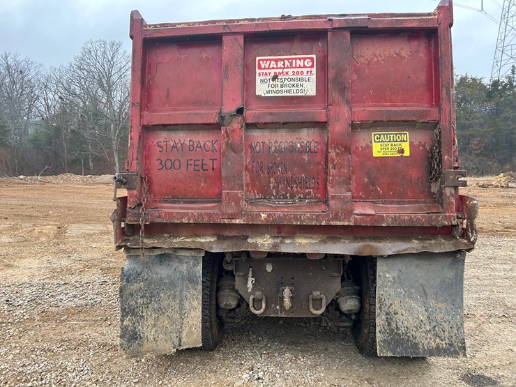 2001-mack-rd688s-image-14