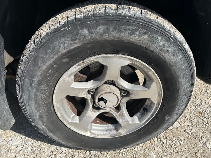 2003-chevrolet-tracker-image-29