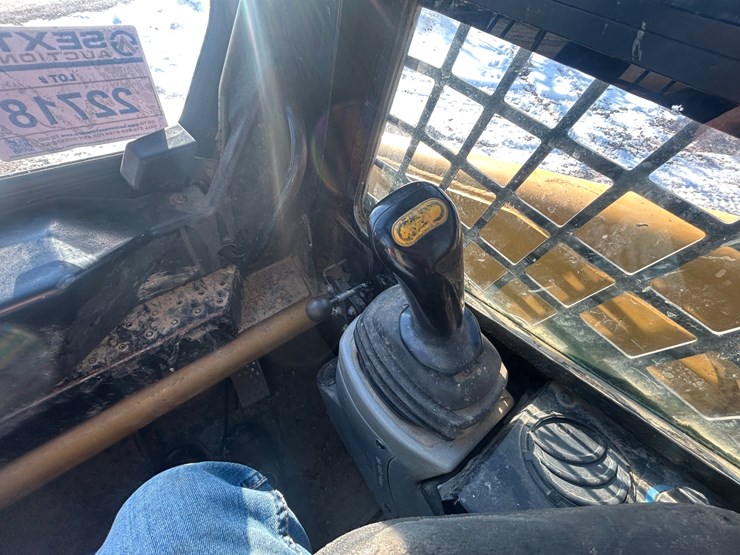 2003-caterpillar-236-image-31