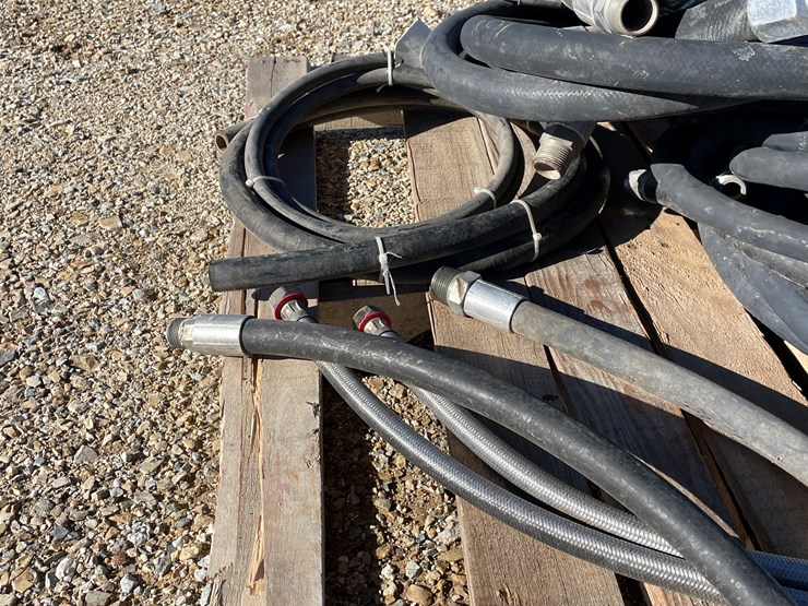 #3122-•-hydraulic-hoses-image-12