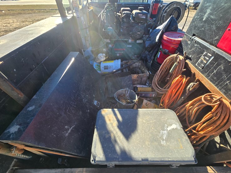 1996-freightliner-fl70-image-69