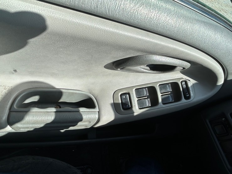 2003-chevrolet-tracker-image-55