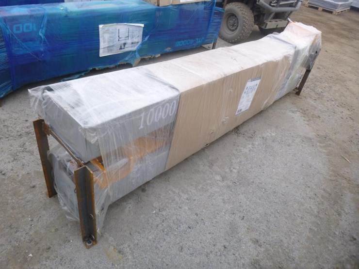 iranch-irtpl-10,000lbs-two-post-lift-image-2