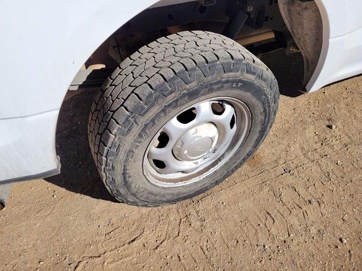 2017-ford-f150-image-4