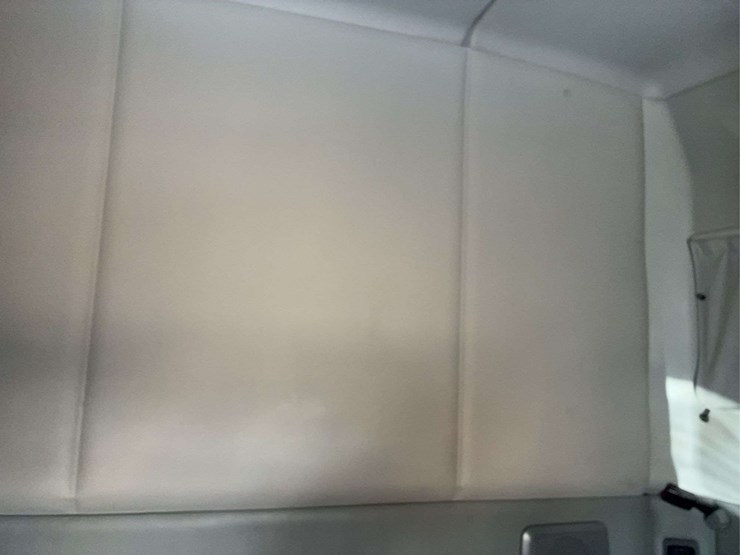 2017-kenworth-t680-image-29