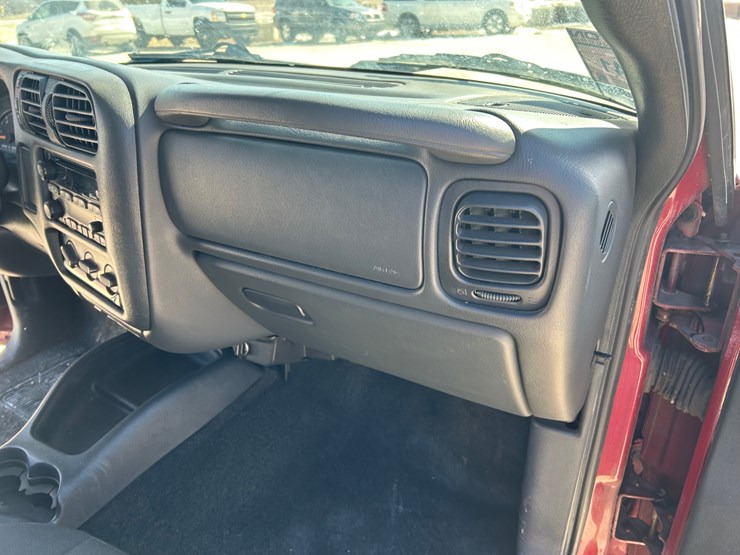 2003-chevrolet-s10-image-49