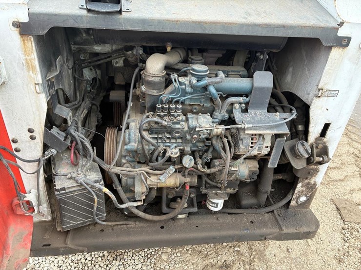 bobcat-t630-image-15