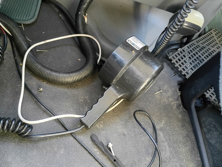 2009-ford-e450-image-48