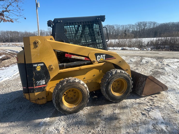 2003-caterpillar-236-image-14