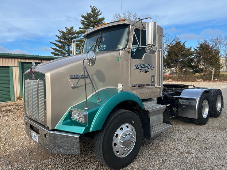 2001-kenworth-t800-image-3
