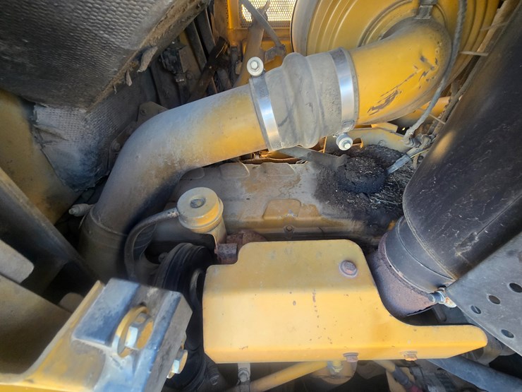 2002-caterpillar-d6r-image-27