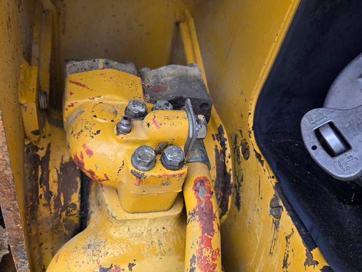 2002-caterpillar-963c-image-132