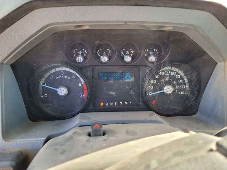 2016-ford-f550-image-25