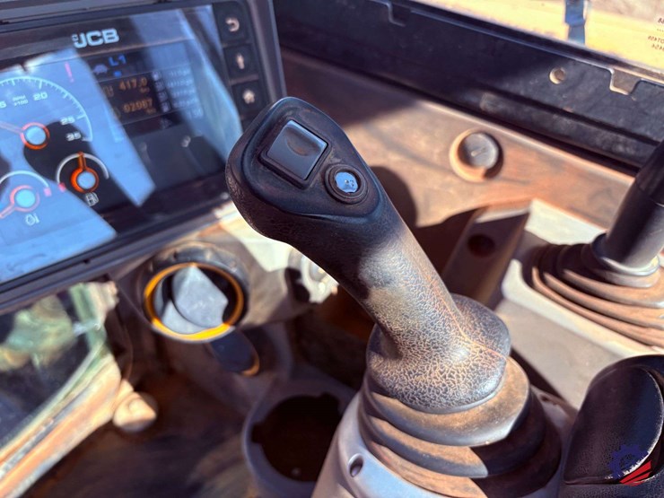 2021-jcb-55z-1-image-67