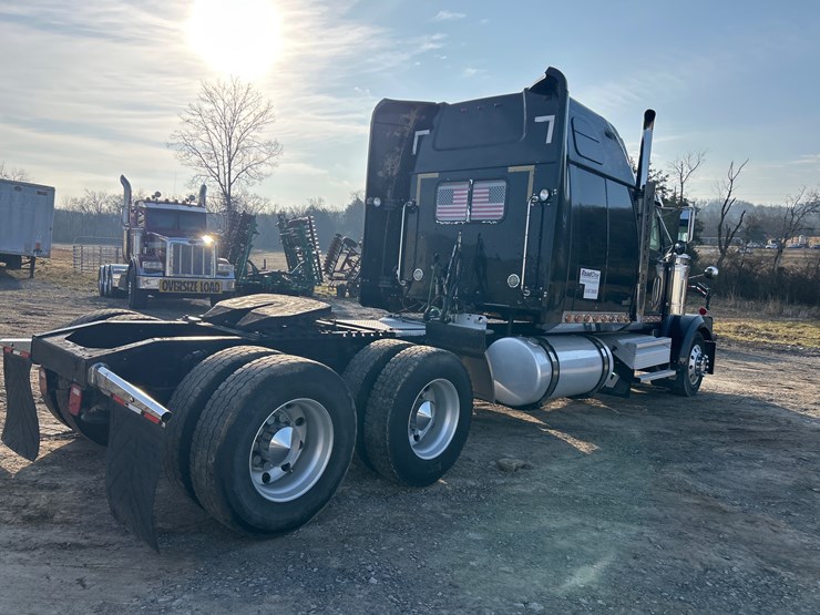 2005-western-star-4900-image-5